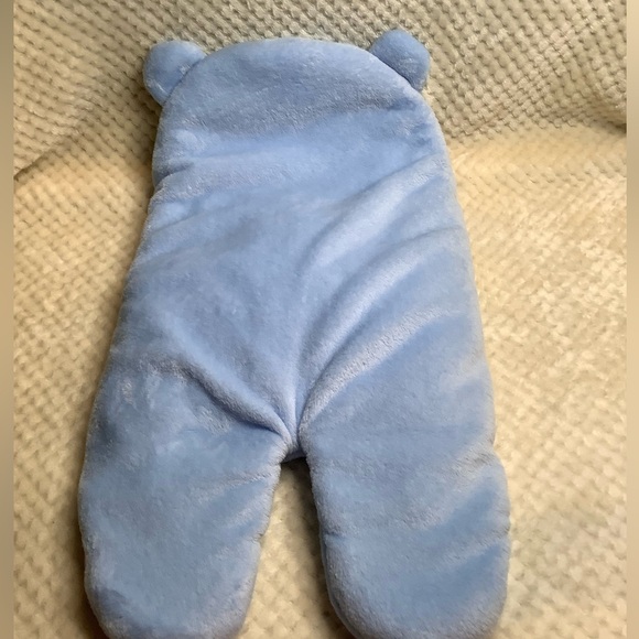 Blue Bear Hooded Swaddle Blanket For Baby 0-3M - Picture 5 of 5